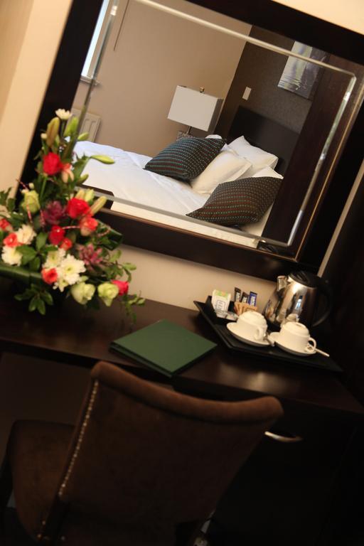 Greenvale Hotel คุกส์ทาวน์ ห้อง รูปภาพ