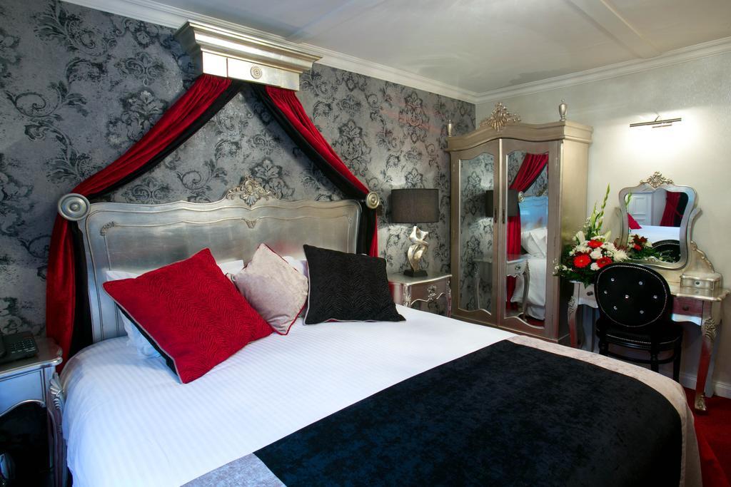 Greenvale Hotel คุกส์ทาวน์ ห้อง รูปภาพ